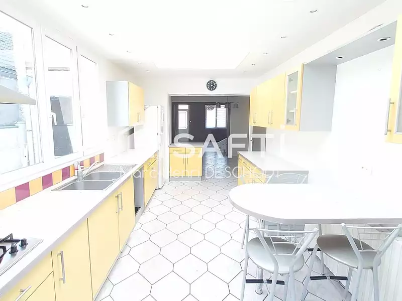 Maison, 150 m²