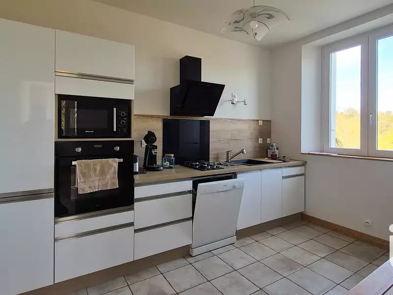Maison, 210 m²