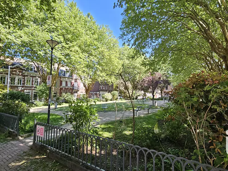 Immeuble, 270 m²