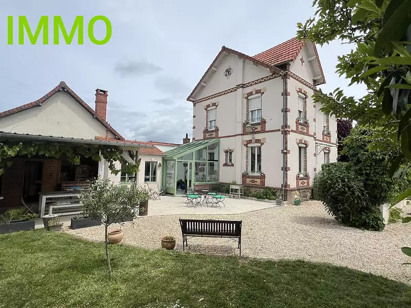 Maison, 148 m²