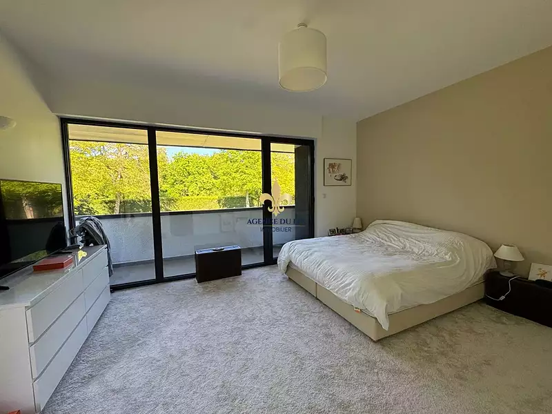 Maison, 256 m²