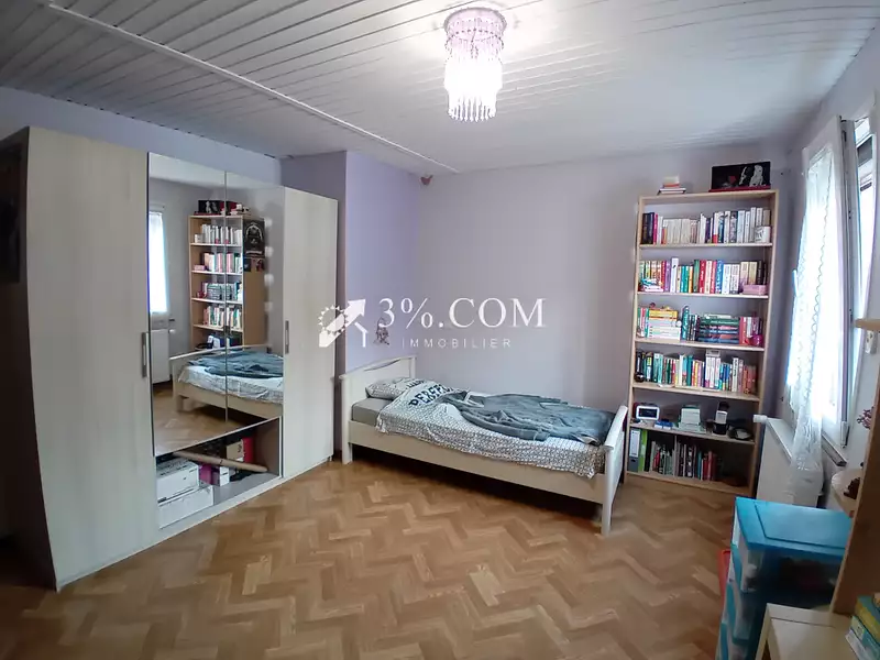 Immeuble, 222 m²