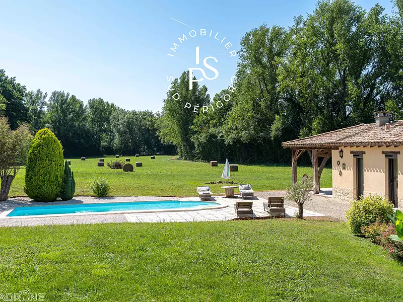 Maison, 190 m²