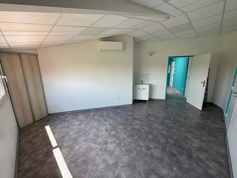 Divers, 76 m²
