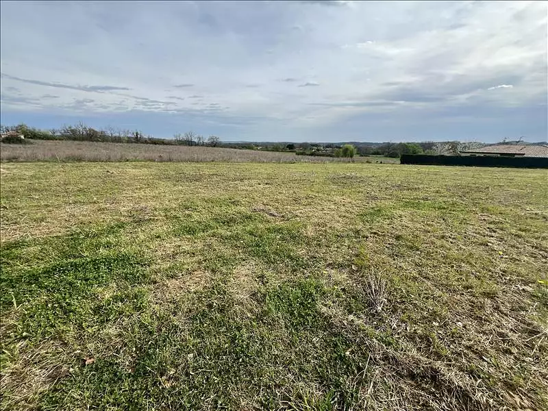Terrain, 1 470 m²