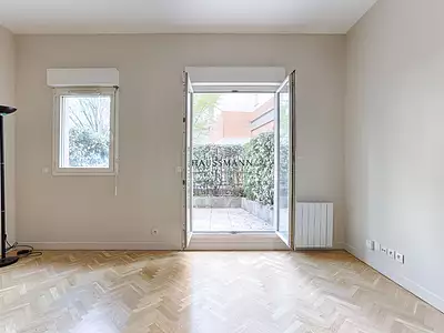 244 000 € 9 385 €/m² Appartement • 26 m² • 1 pièce • 1 chambre Boulogne-Billancourt (92100)