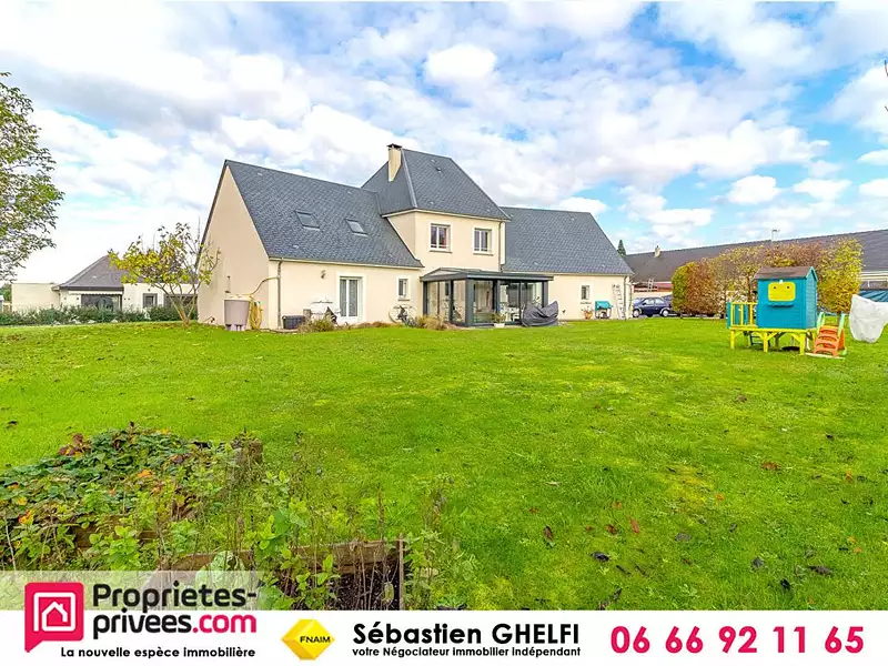 Maison, 220 m²