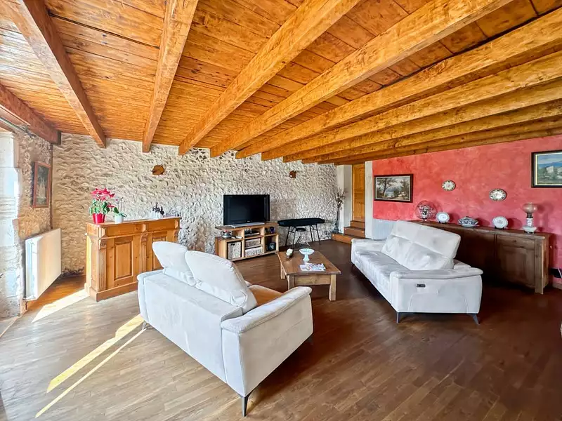 Maison, 216 m²