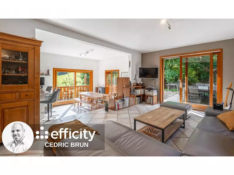Maison, 229 m²