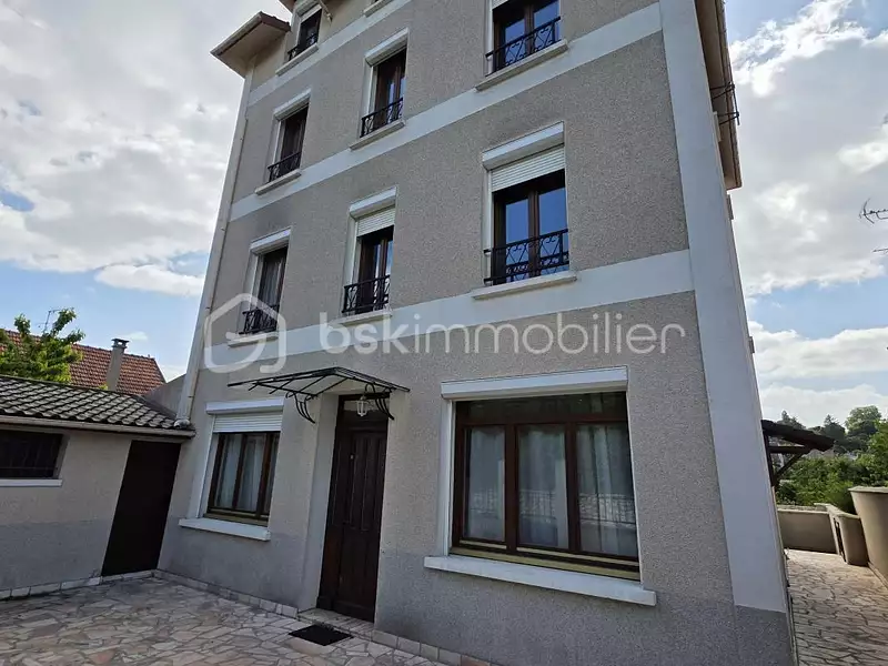 Maison, 300 m²