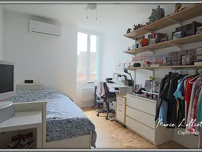 Maison, 176 m²