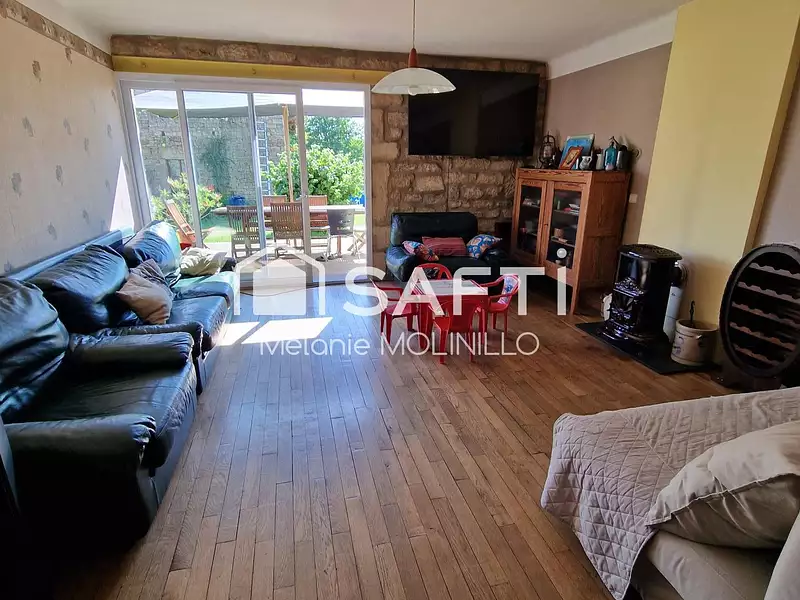 Maison, 165 m²
