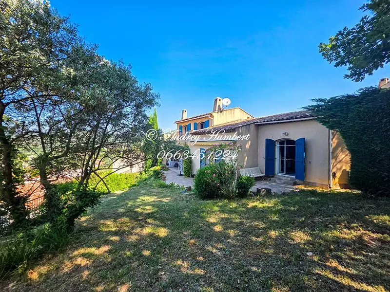 Maison, 132 m²