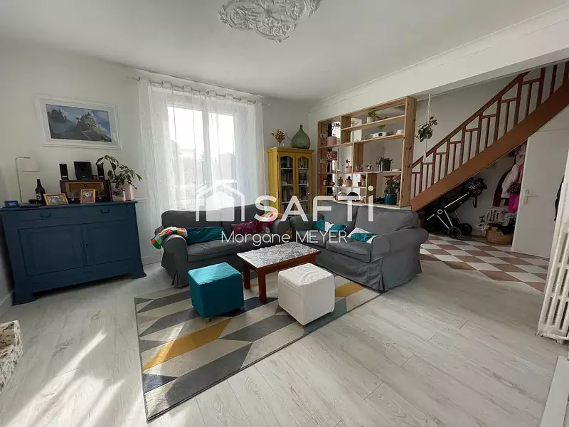 Maison, 121 m²