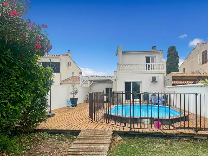 Maison, 102 m²