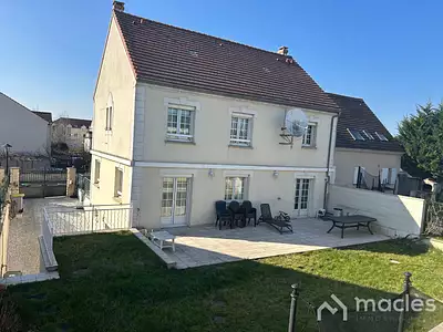 Maison, 160 m²