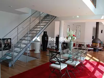 Maison, 266 m²