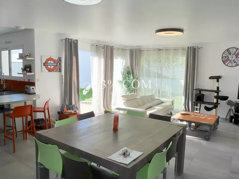 Maison, 118 m²
