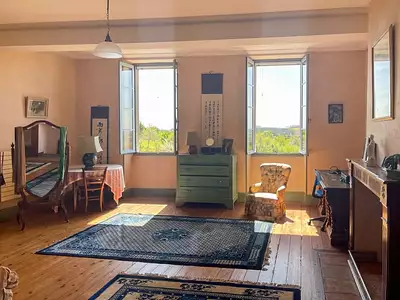 Maison, 594 m²