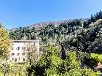 Maison, 904 m²