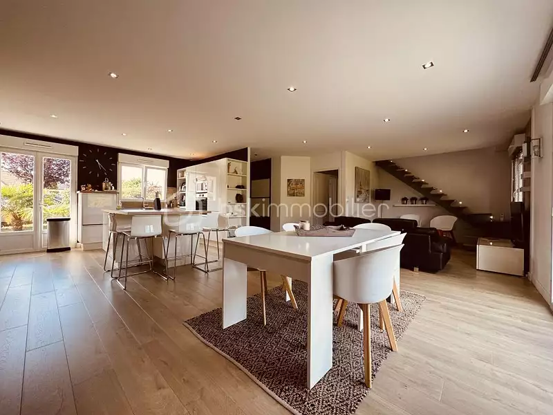 Maison, 123 m²