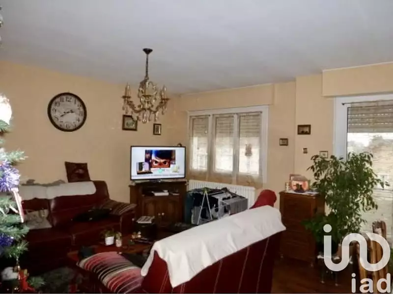 Immeuble, 300 m²