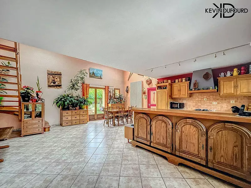 Maison, 170 m²