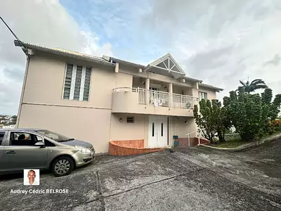 Immeuble, 370 m²