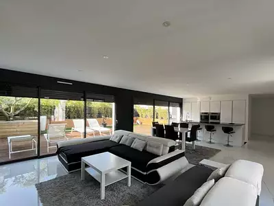 Maison, 200 m²
