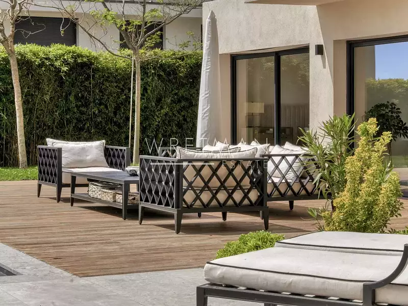 Maison, 222 m²