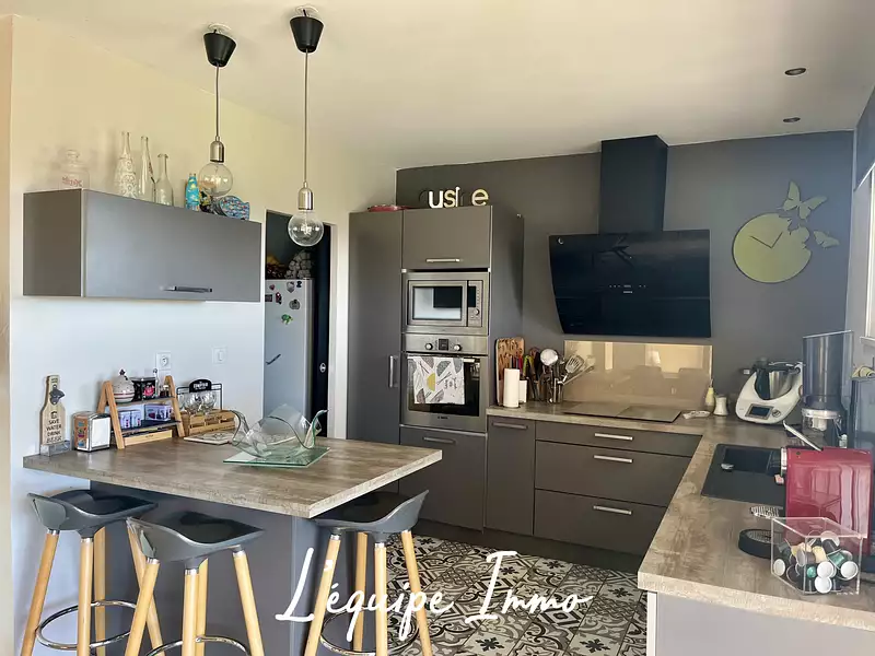 Maison, 168 m²