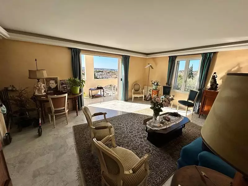 Appartement, 145 m²