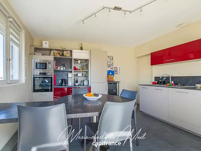 Maison, 174 m²