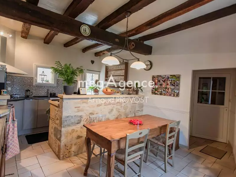 Maison, 214 m²