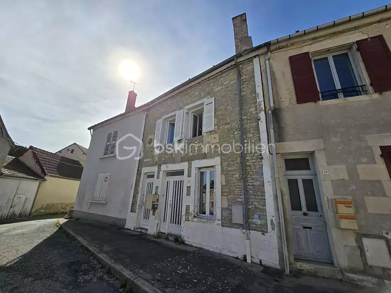 Immeuble, 85 m²