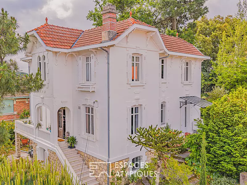 Maison, 203 m²