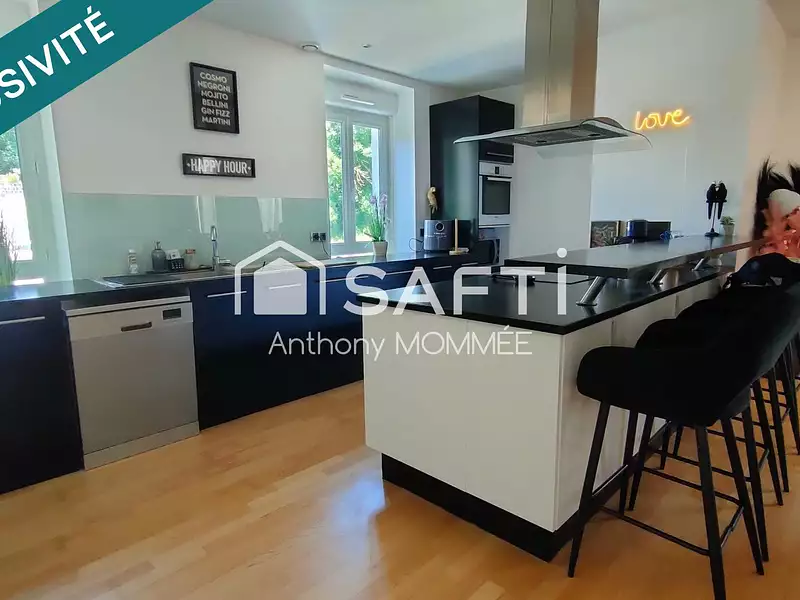 Maison, 214 m²