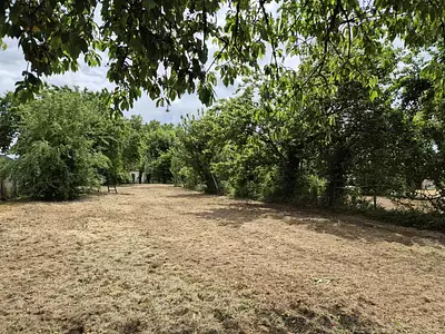 Terrain, 760 m²