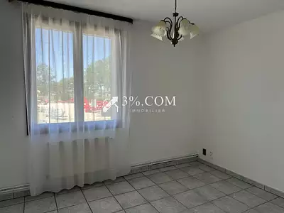 Maison, 639 m²