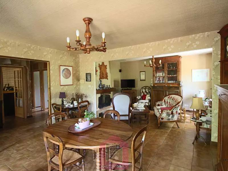 Maison, 146 m²