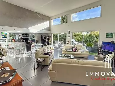 Maison, 146 m²