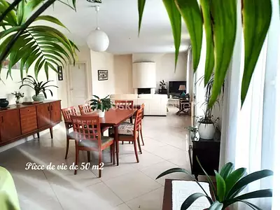 Maison, 160 m²