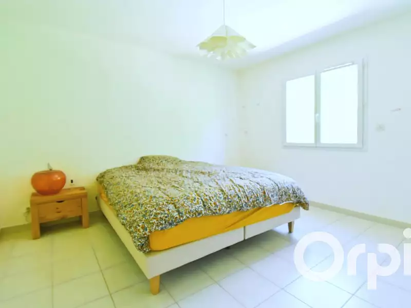 Maison, 220 m²