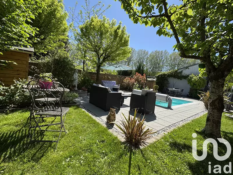 Maison, 208 m²