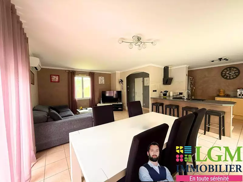 Maison, 90 m²