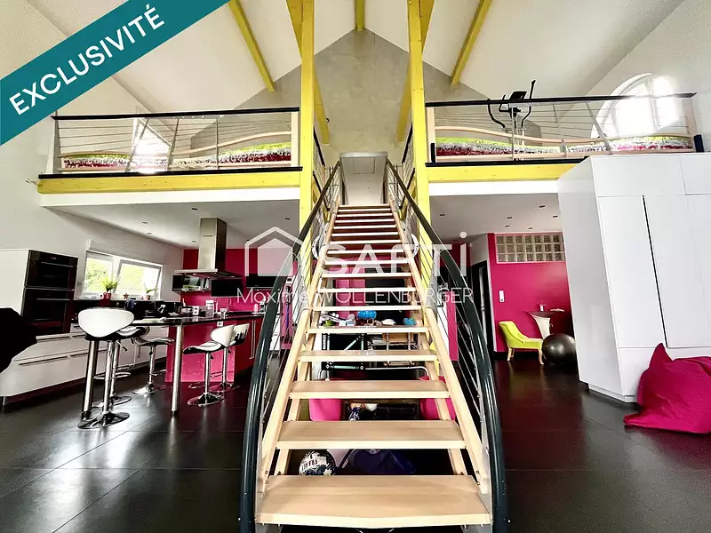 Maison, 245 m²