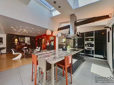 Maison, 270 m²
