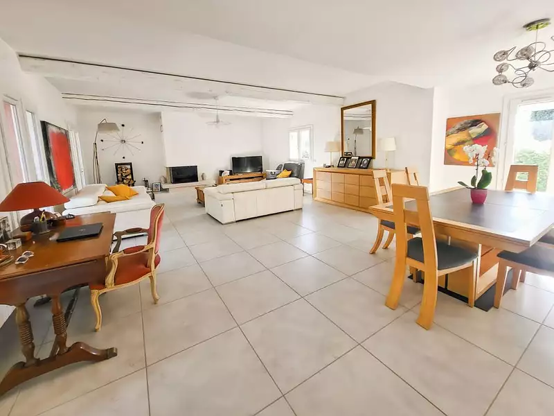 Maison, 170 m²