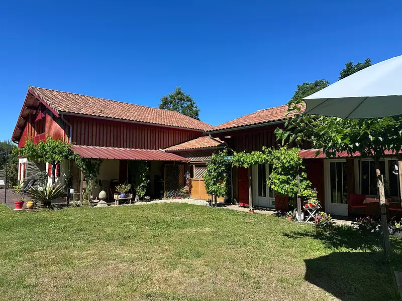Maison, 210 m²