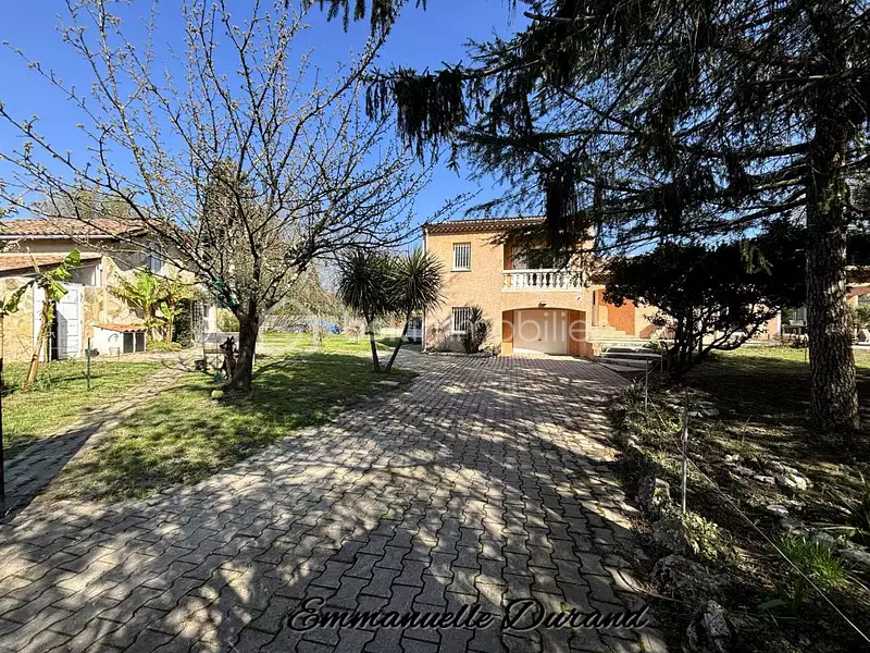 Maison, 145 m²